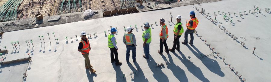 Umweltschutz auf Baustellen Arbeiter auf einer Baustelle